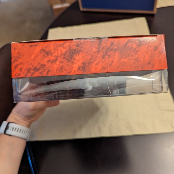 She-Ra Masters of the Universe Figurine NIB - Picture 4 of 6